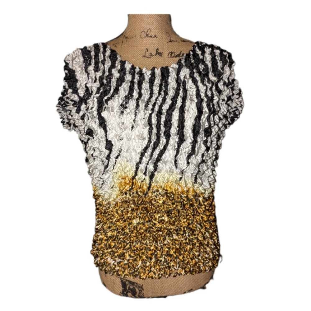 Magic Bubble Popcorn Crinkle Short Sleeve Top Shirt